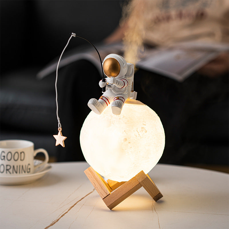 Resin Space Man Miniature Night Light Humidifier