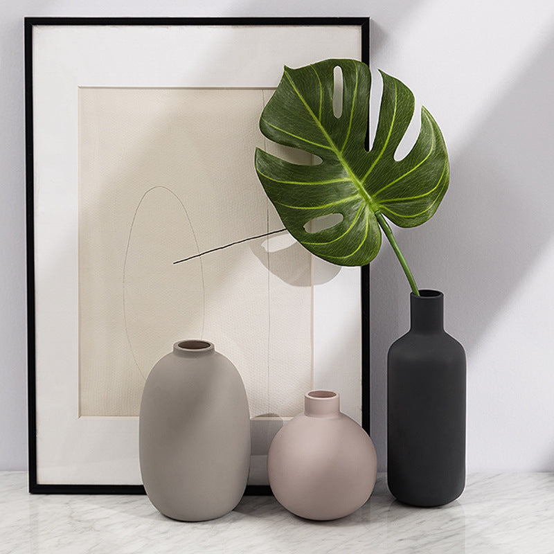 Elegant Harmony Ceramic Vase