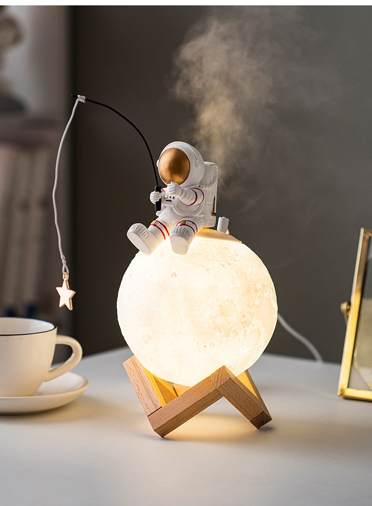 Resin Space Man Miniature Night Light Humidifier
